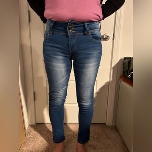 BAMBOO SKINNY BUTT LIFTING JEANS